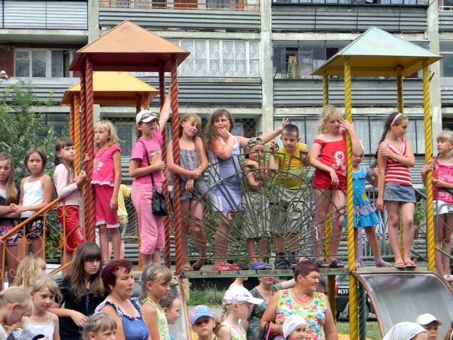 Праздник двора 2012 в Первомайском на ул. Больничной