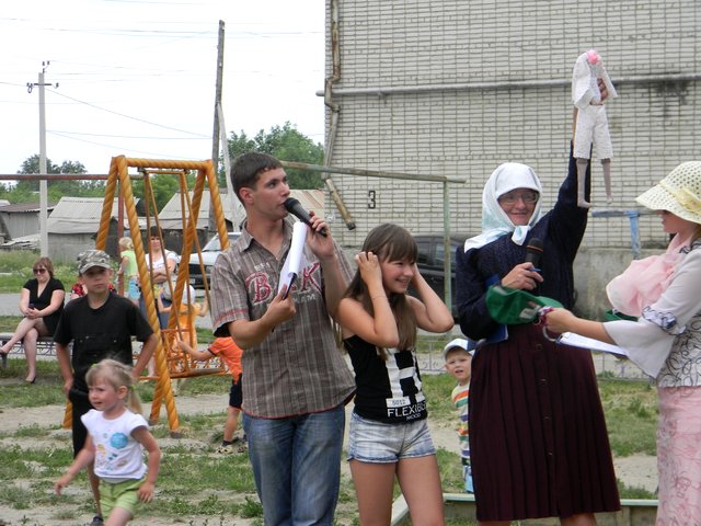 Праздник двора 2012 в Первомайском на ул. Больничной