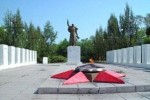 Как здоровье, памятники?